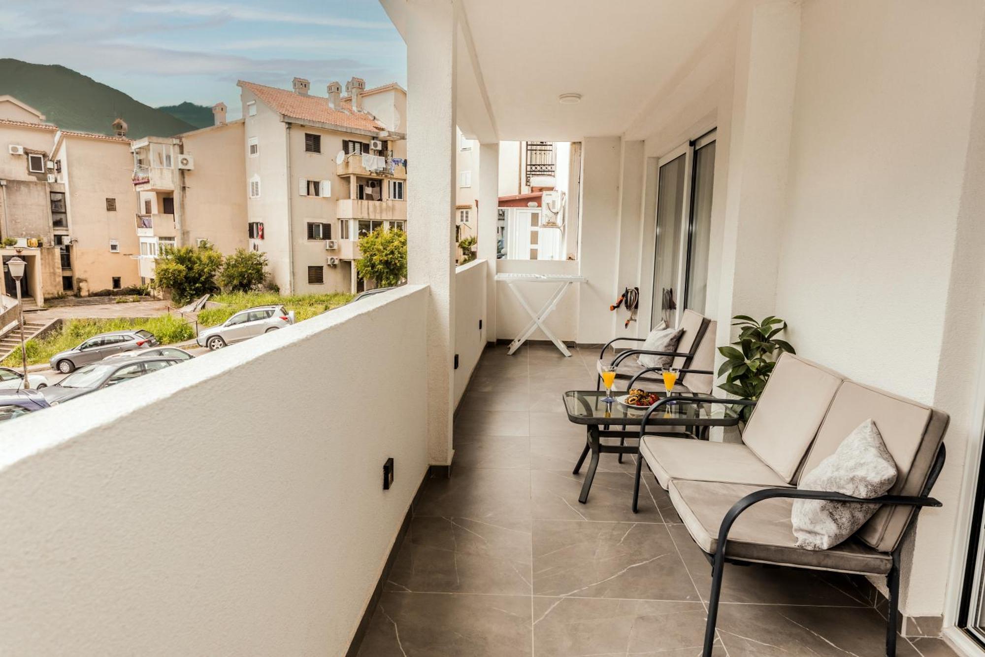 קוטור Paun Apartment מראה חיצוני תמונה